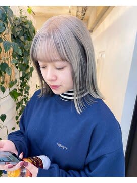 AiM×ミディアム