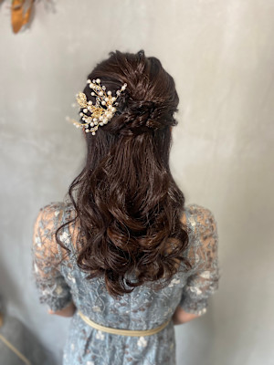 GLAD ハーフアップスタイル