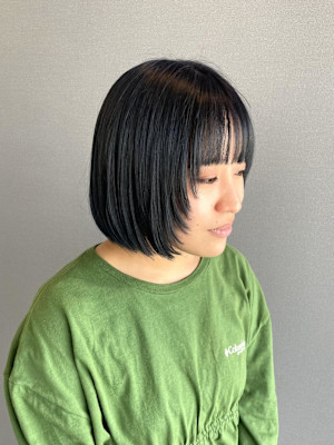 《kitin吉祥寺》ネイビーマッシュレイヤーボブ