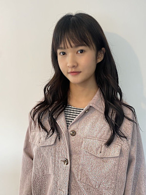 大人かわいいネオシースルーバング