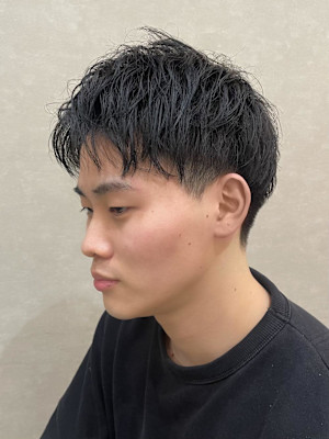 オフ•ブラック