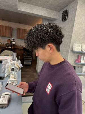 刈り上げマッシュ×波巻きパーマ