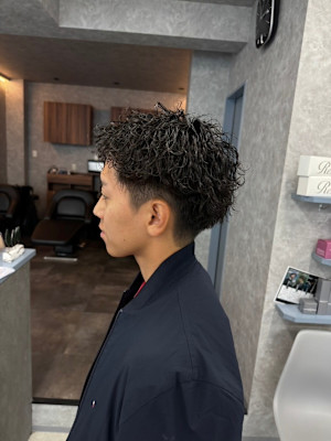 ショート×波巻きパーマ