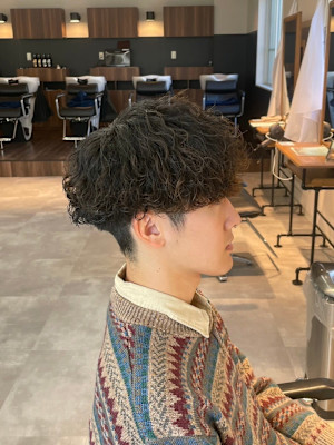 刈り上げマッシュ×波巻きパーマ