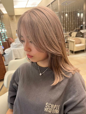 ツヤツヤミルクティーミディ