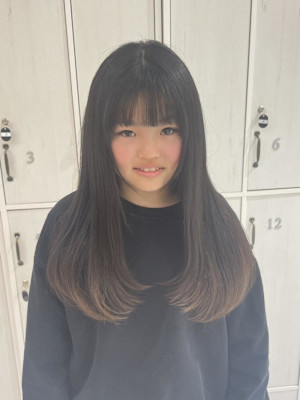 レイヤーカット／韓国ヘア／ローレイヤー／バタフライカット