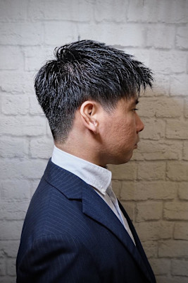 スーツに合うツーブロック束感ショート