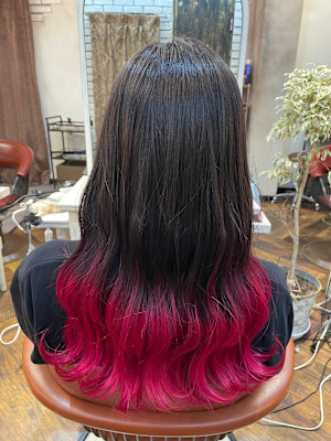 インパクトのあるヘアカラー