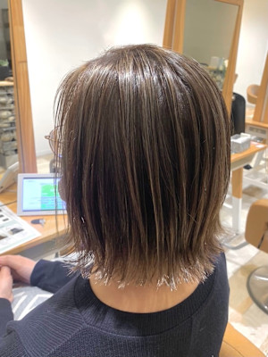 グレージュハイライト