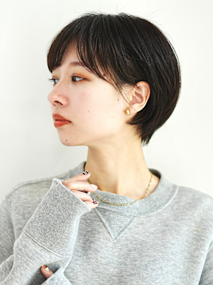 前下がりショート・ボブ/絶壁解消/前髪あり/30代/40代/