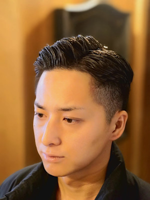 アイロンパーマ　理容室　バーバー　バーバースタイル　フェード