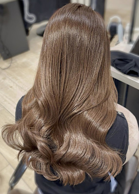 Mako / マロンベージュ 透明感カラー ブリーチなし