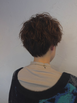 動きのあるショートヘア