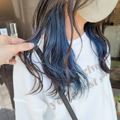 インナーカラーはターコイズブルーも可愛い☆