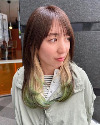 エンドカラーグリーン_イヤリングカラー_フェイスフレーミング