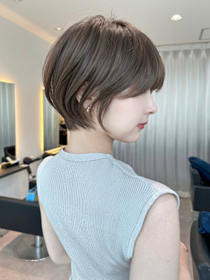 絶壁解消前下がりショートボブ【NAYUMI】