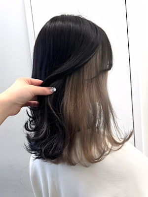 インナーカラーシルバー