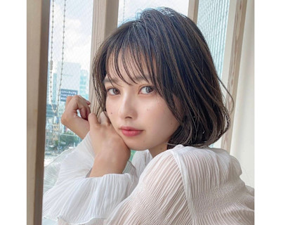 毎日セットが楽しくなるミディアムヘアー