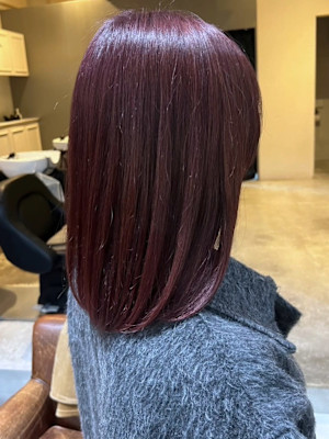 髪質改善　ストレート　ワインレッド　暖色系　ミディアム　艶髪