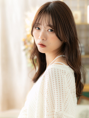 韓国風レイヤー大人可愛いフェミニンロング　マロンベージュ