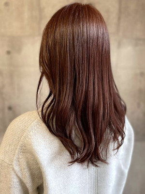 メルティーカラー　艶髪グレージュ　上品カラー　セミロング