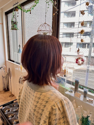 ピンクベージュ×くびれボブ