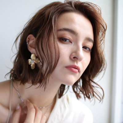 かきあげきりっぱなしボブ