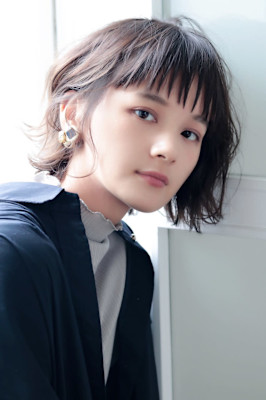 小顔 シースルーバングショートボブ 【学割U24/髪質改善】