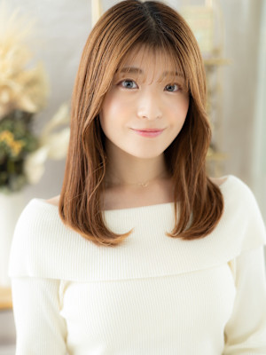 艶感ストレートうぶバングモテ髪小顔レイヤー　韓国風巻き