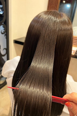 髪質改善/ 縮毛矯正/ 酸熱ストレート/白髪染め/ショート