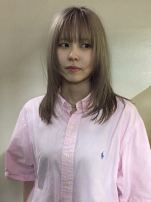 white beige _下北沢