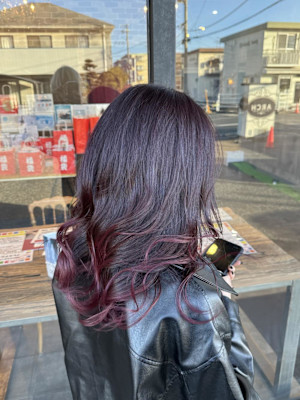 『ガーリースタイル』ボルドーカラー