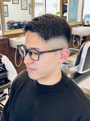 【20代 男性】ロンドンナチュラルフェード（大宮/バーバー）