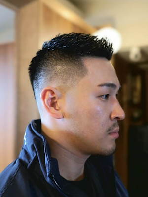 フェード　理容室　バーバー　バーバースタイル　刈り上げ　短髪