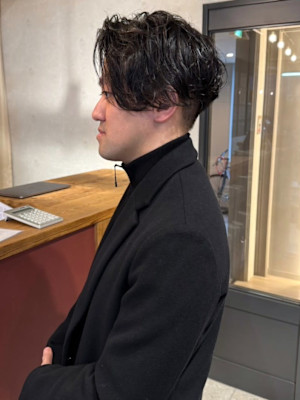 メンズパーマ　マッシュ　刈り上げショート　ニュアンスパーマ