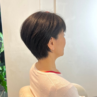 襟足スッキリ耳掛けショート♪