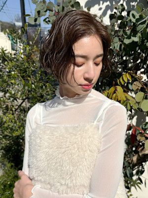 【福岡天神赤坂】20代30代40代/大人前下がりショート