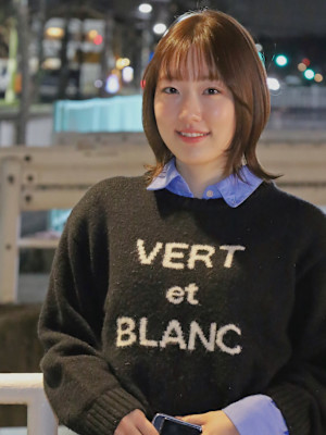 顎ライン外ハネスタイル