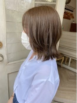 大人可愛いウルフレイヤーボブ外ハネミディアム30代40代