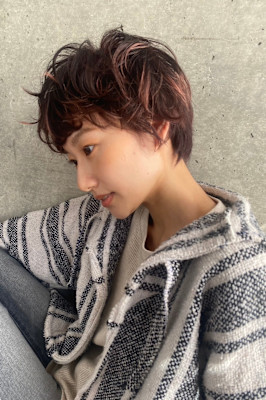 ショート　ニュアンスパーマ　くせ毛　ハイライト　代官山　渋谷