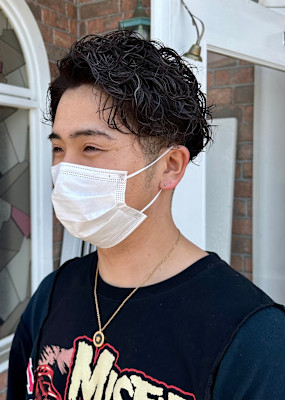 フェード×無造作スパイラルパーマ