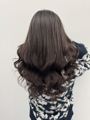 切りっぱなしボブの方も馴染む！黒髪ロング！