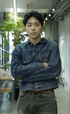 スパイキーパーマ