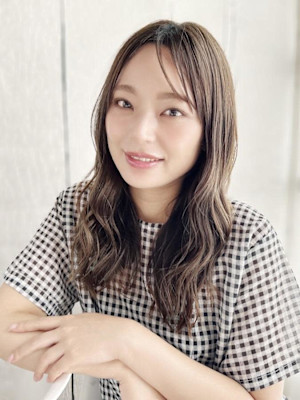 大人可愛いAラインミックスカール