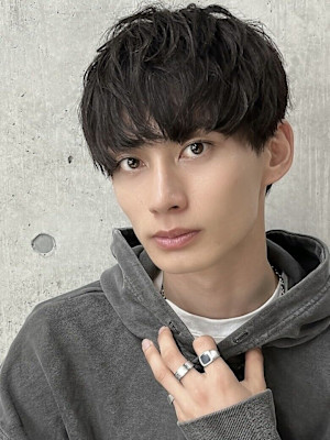 フェザーパーマグレーブルーカラー刈り上げショートパンク