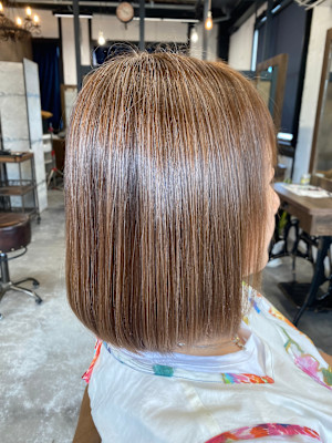 話題のトステアトリートメントカラーでエイジング対策も◎