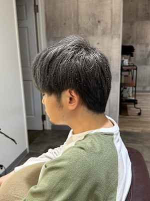 グレーアッシュ