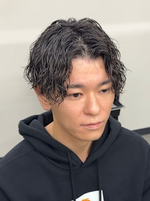 メンズセンターパート