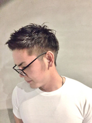 刈り上げベリーショート