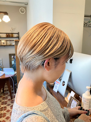 hair salon カミナ×スタイル